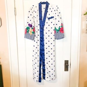 VINTAGE silk robe